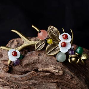 Shell Flowers Agate Vintage Brooch Beautiful Designer Jewelry