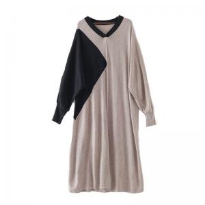 Contrast Colored V-Neck Dress Wool Blend Midi Jersey Dress