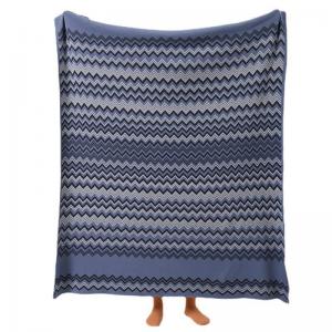 Wave Patterned Cotton Throw Cozy Couch Blanket for All Season