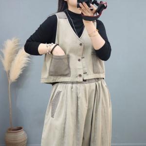 Light Gray Short Waistcoat with Plus Size Jeans