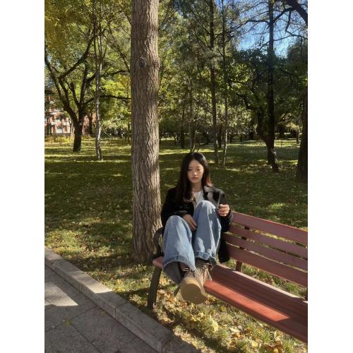 These chunky platform kangaroo boots are straight-up perfection.