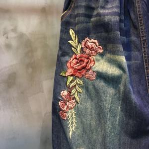 Street Fashion Rose Embroidery Harem Pants Loose Ripped Jeans