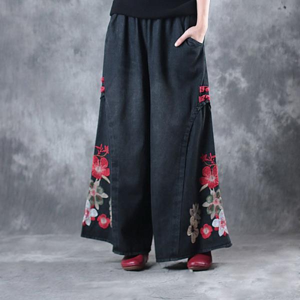 Chinese Buttons Vintage Rose Embroidered Jeans Womans Black Baggy Jeans