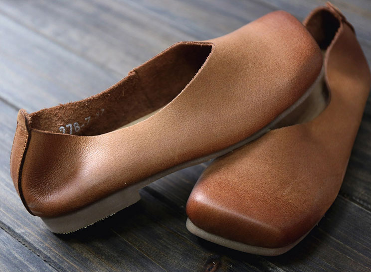 square toe leather flats trf