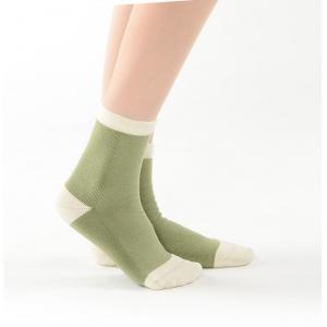 Contrast Color Cotton Crew Socks Fashion Cute Socks for Woman