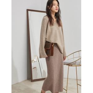 Loose-Fitting Woolen Sweater Soft V-Neck Streetwear