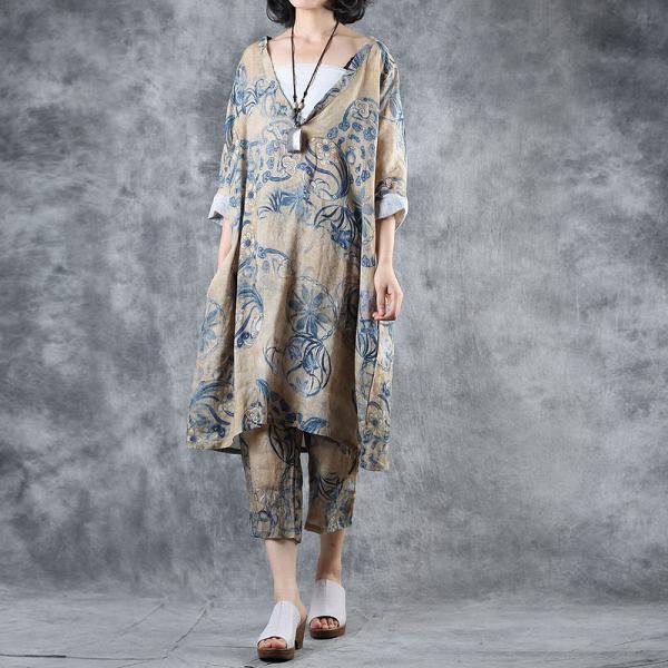 Loose-Fitting V-Neck Ethnic Ladies Shirt with Cozy Straight Leg Pants
