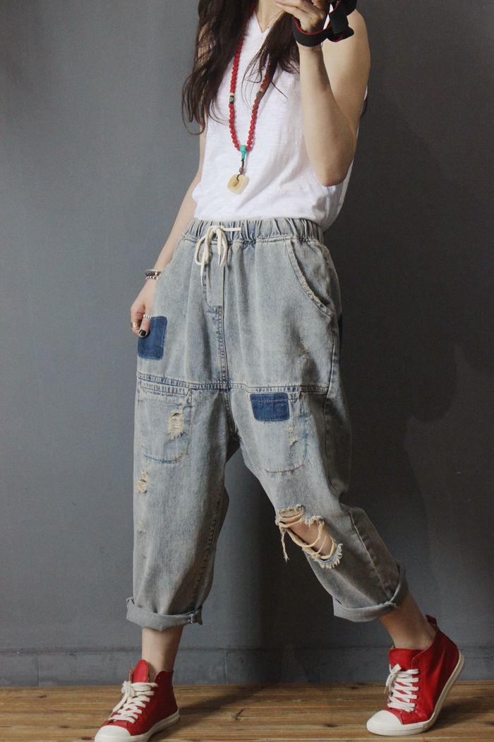 mom jeans baggy crotch