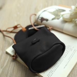 Solid Color Genuine Leather Shoulder Bag Vintage Cellphone Pouch