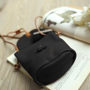 Solid Color Genuine Leather Shoulder Bag Vintage Cellphone Pouch