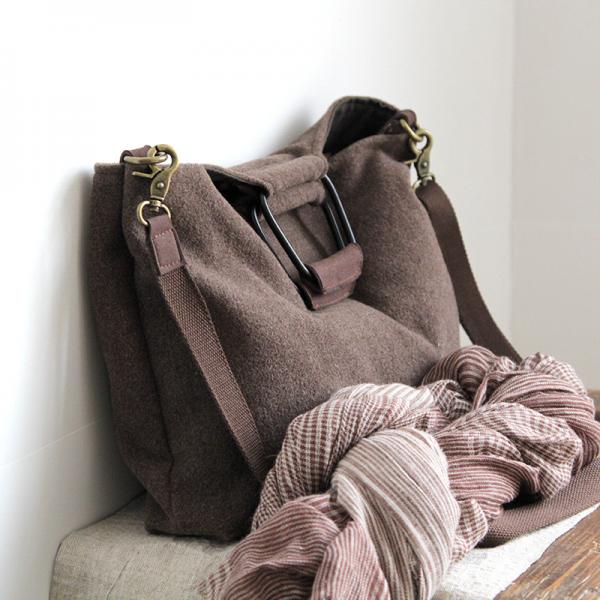 Japanese Style Fur Handbag Minimalist Shoulder Bag for Woman