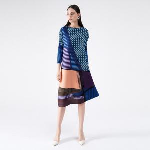 Geometrical Patterns Half Sleeve Loose Dress Blue Pleated Frock