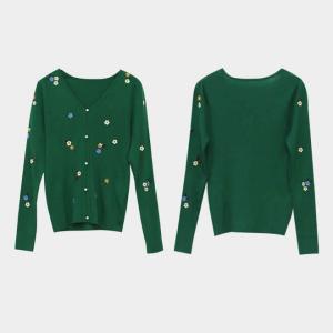 Pearl Buttons V-Neck Green Sweater Slim-Fit Embroidery Cardigan