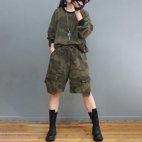 Casual Style Long Sleeves Sweatshirt with Cotton Camo Shorts