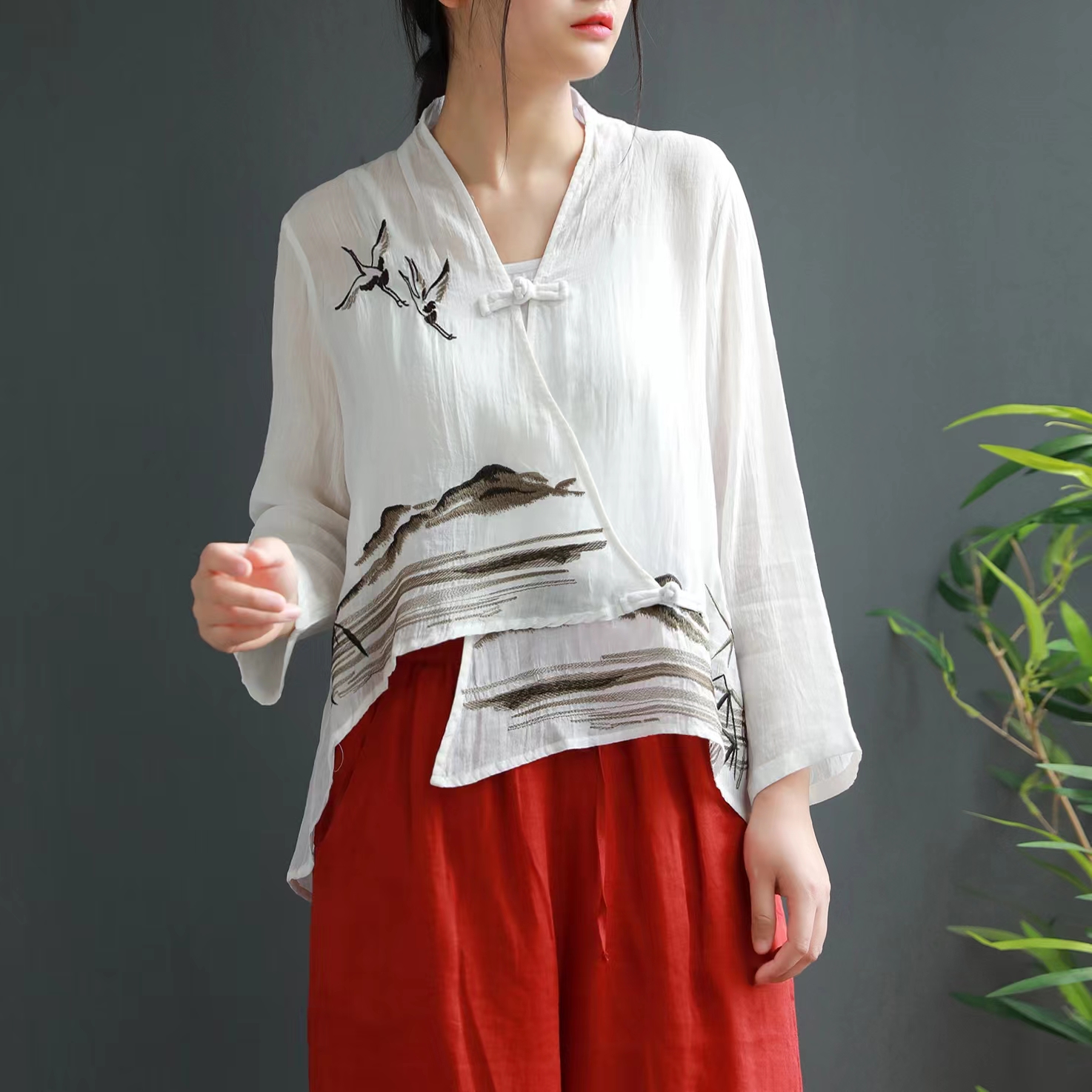 Oriental Style Layered Chinese Blouse Crane and Mountain Linen Clothing ...