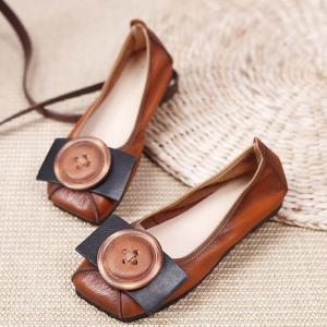 Round Toe Shallow Flats Buckle Applique Leather Granny Shoes