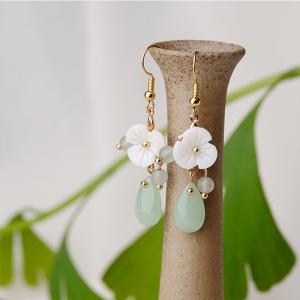 Chinese Traditional Shell Vintage Dangle Earrings