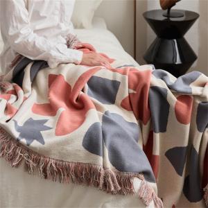 Tassel Hem Abstract Graphic Throw Cotton Knitting Cozy Blanket