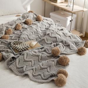 Modern Style Pom Pom Winter Throw Chunky Knit Warm Blanket