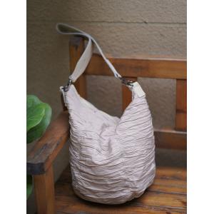 Simple Pleated Bag Leather Straps Smooth Bucket Bag