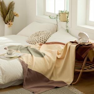 Multi-Colored Soft Blanket Autumn Office Cozy Blanket