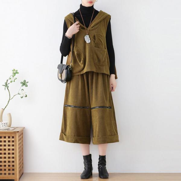 Loose-Fit Hooded Designer Vest with Wide Leg Cropped Pants