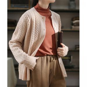 Single-Breasted Wool Cable Knit Cardigan