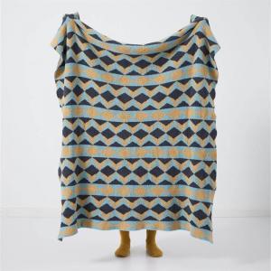 Colorful Geometrical Pattern Soft Warm Blanket Throw