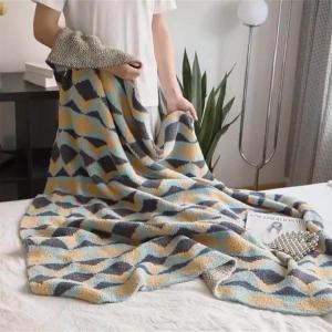 Colorful Geometrical Pattern Soft Warm Blanket Throw