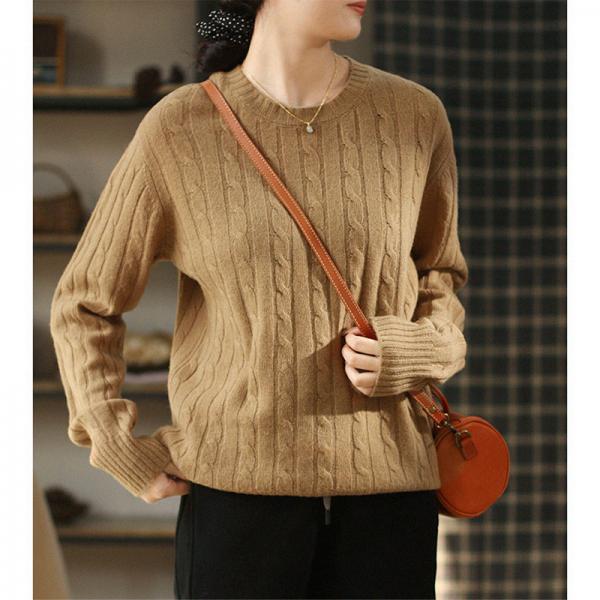 Classic Cable Knit Sweater Crew Neck Sheep Wool Knitwear