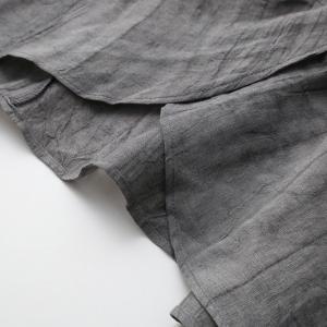 Loose-Fit Summer Gray Blouse with Linen Carrot Pants