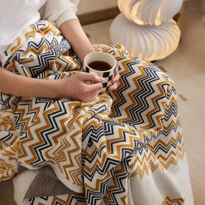 Wave Patterned Cotton Throw Cozy Couch Blanket for All Season