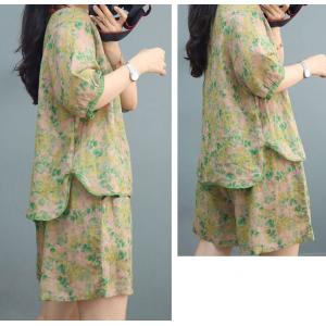 Cozy Frog Button Floral Blouse with Ramie Shorts