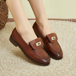 Business Low Heels Loafers Metal Button Cowhide Footwear