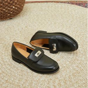 Business Low Heels Loafers Metal Button Cowhide Footwear