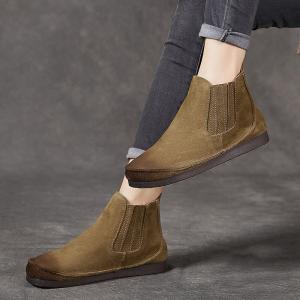 Round Toe Soft Leather Cozy Chelsea Boots