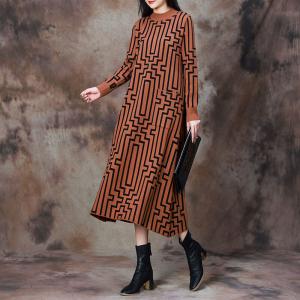 Maze Patterned Loose Midi Knit Dress