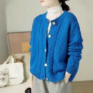 Chunky Cable Knit Wool Cardigan for Women