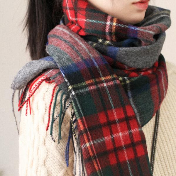 Contrast Colored Tassel Wool Tartan Scarf