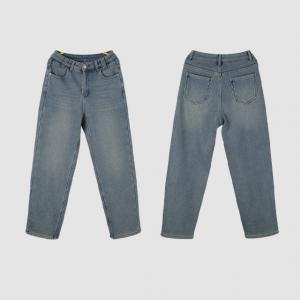 Thick Fleeced Straight Leg Light Wash Jeans