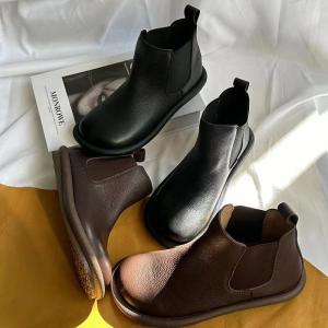 Wide Toe Cowhide Leather Flat Chelsea Boots