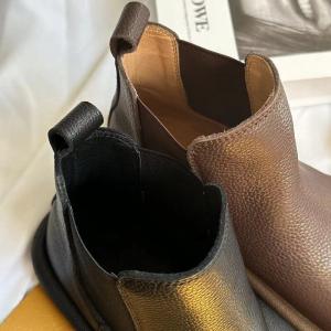 Wide Toe Cowhide Leather Flat Chelsea Boots