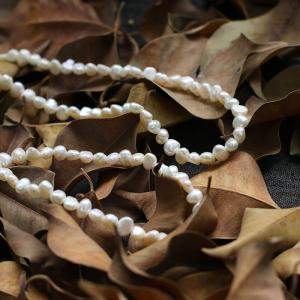 French Chic Natural Baroque Pearl Necklace