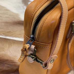 Cowhide Leather Vintage Shoulder Message Bag