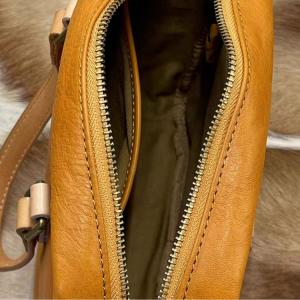 Cowhide Leather Vintage Shoulder Message Bag