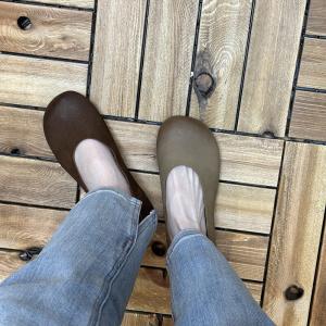 Lazy Day Round Toe Leather Comfy Flats