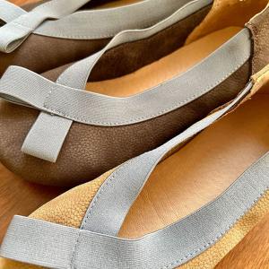 Cozy Wide Toe Leather Slip-On Mommy Flats