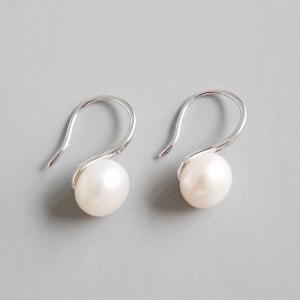 S925 and Pearl Korean Minimalist Earrings