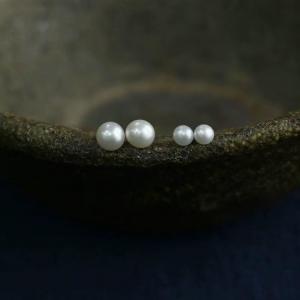 Minimalist Silver Freshwater Pearl S925 Stud Earrings