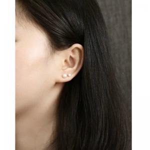 Minimalist Silver Freshwater Pearl S925 Stud Earrings